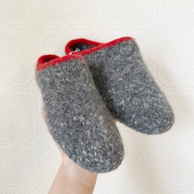 Women's size 9/10 Slippers in Grey with Red
