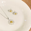 Daisy Necklace