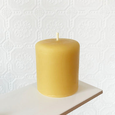 Small Pillar Beeswax Candle